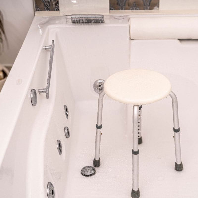 Καρέκλες μπάνιου / Καθίσματα μπανιέρας Σκαμπό μπάνιου / μπανιέρας στρογγυλό MBC ρυθμιζόμενου ύψους στη Θεσσαλονικη