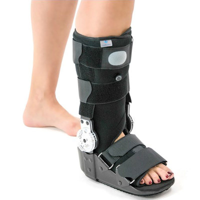 Επιστραγαλίδες & Νάρθηκες Ποδοκνημικής Νάρθηκας κνημοποδικός με γωνιόμετρο "AIR ROM 14" Wellcare στη Θεσσαλονικη