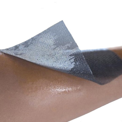 Τα επιθέματα αργύρου Atrauman Ag έχουν ουδέτερη αλοιφή και αφαιρούνται εύκολα χωρία να κολλούν στο δέρμα